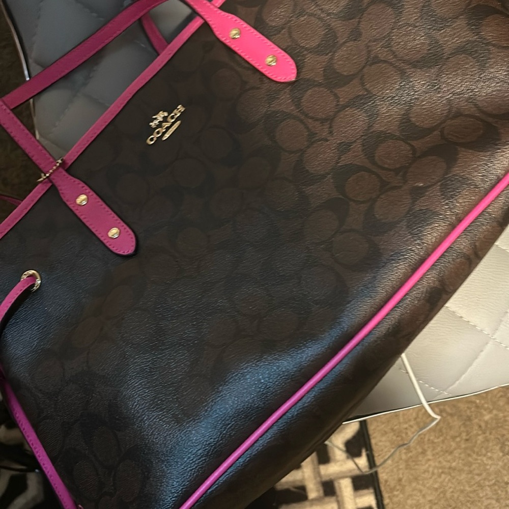 Pink Coach